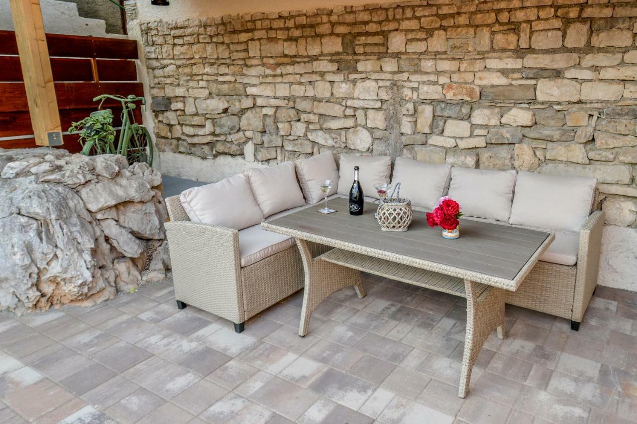 Vintage Garden Apartment Pula Luaran gambar